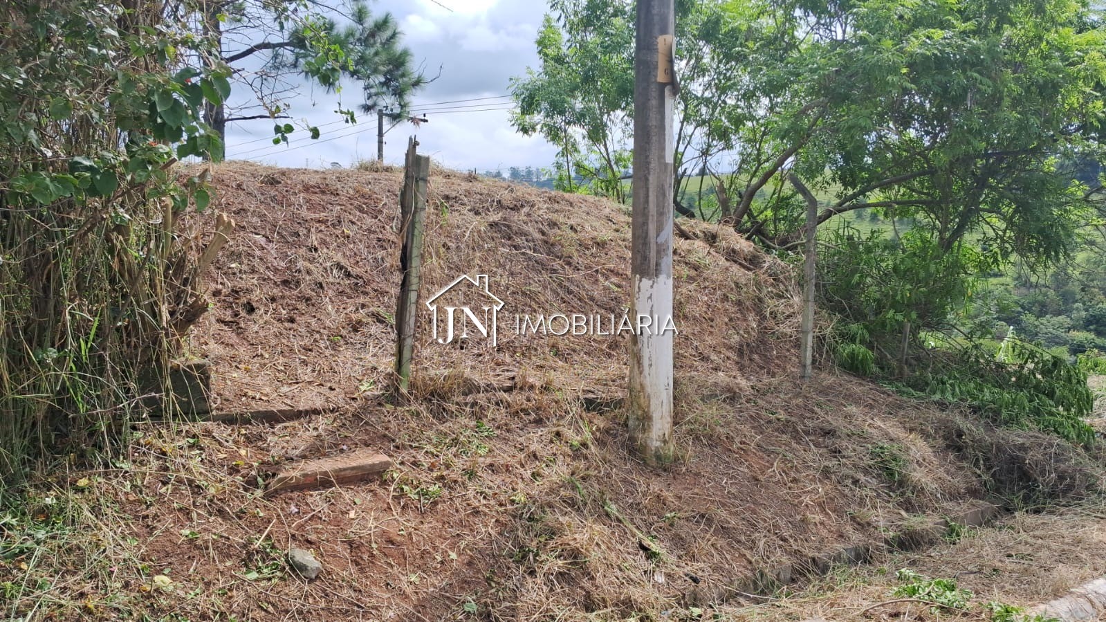 Foto 2 de Terreno à venda em Industrial Itapec, Itapecerica da Serra · Ref. 1854