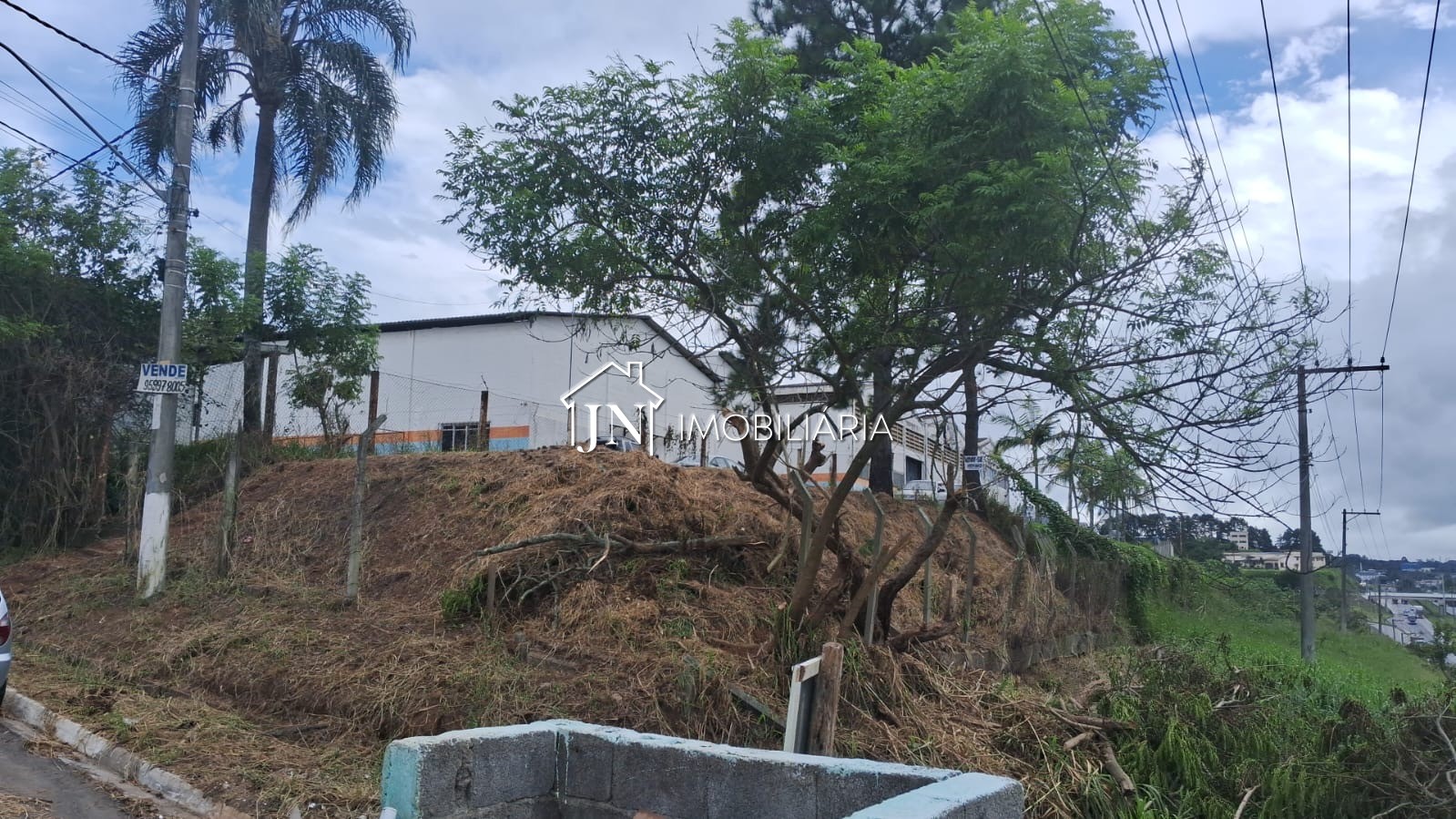 Foto 4 de Terreno à venda em Industrial Itapec, Itapecerica da Serra · Ref. 1854