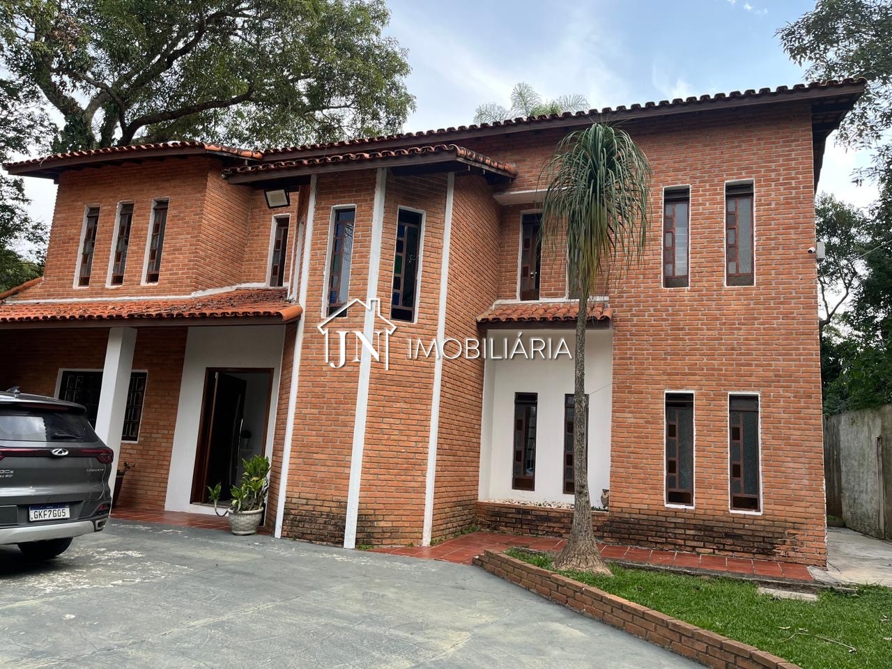 Chácara à venda com 5.902,64 m², área gourmet, salão de festas e casa de caseiro · Ref. 1888
